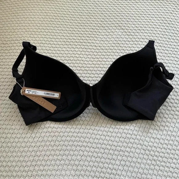 NWT SKIMS Classic Black Women's Bra - Picture 3 of 6